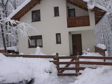 Фото номера Дом с 3 спальнями Дома для отпуска Casa de vacanta Mogosa г. Бая-Сприе 24