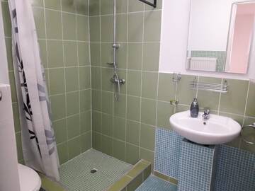 Фото номера Трехместный номер, вид на сад Гостевой дом Pension Verde г. Бая-Сприе 4